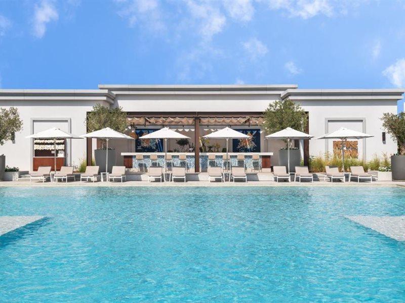 Vida Beach Resort Umm Al Quwain Exterior foto The pool at the St. Regis