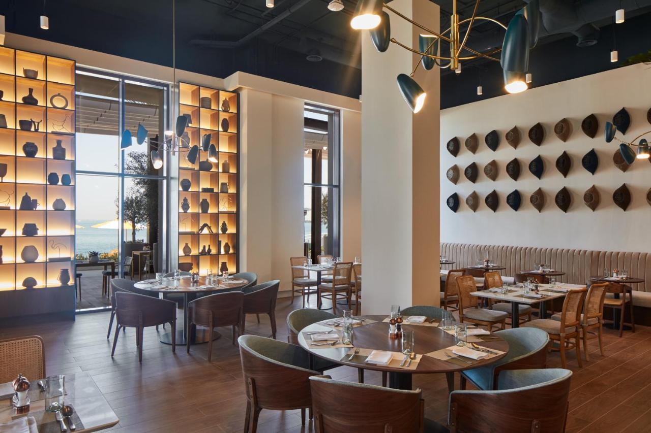 Vida Beach Resort Umm Al Quwain Exterior foto Restaurant interior
